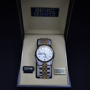 Seiko Quartz Men's Two-Tone Watch